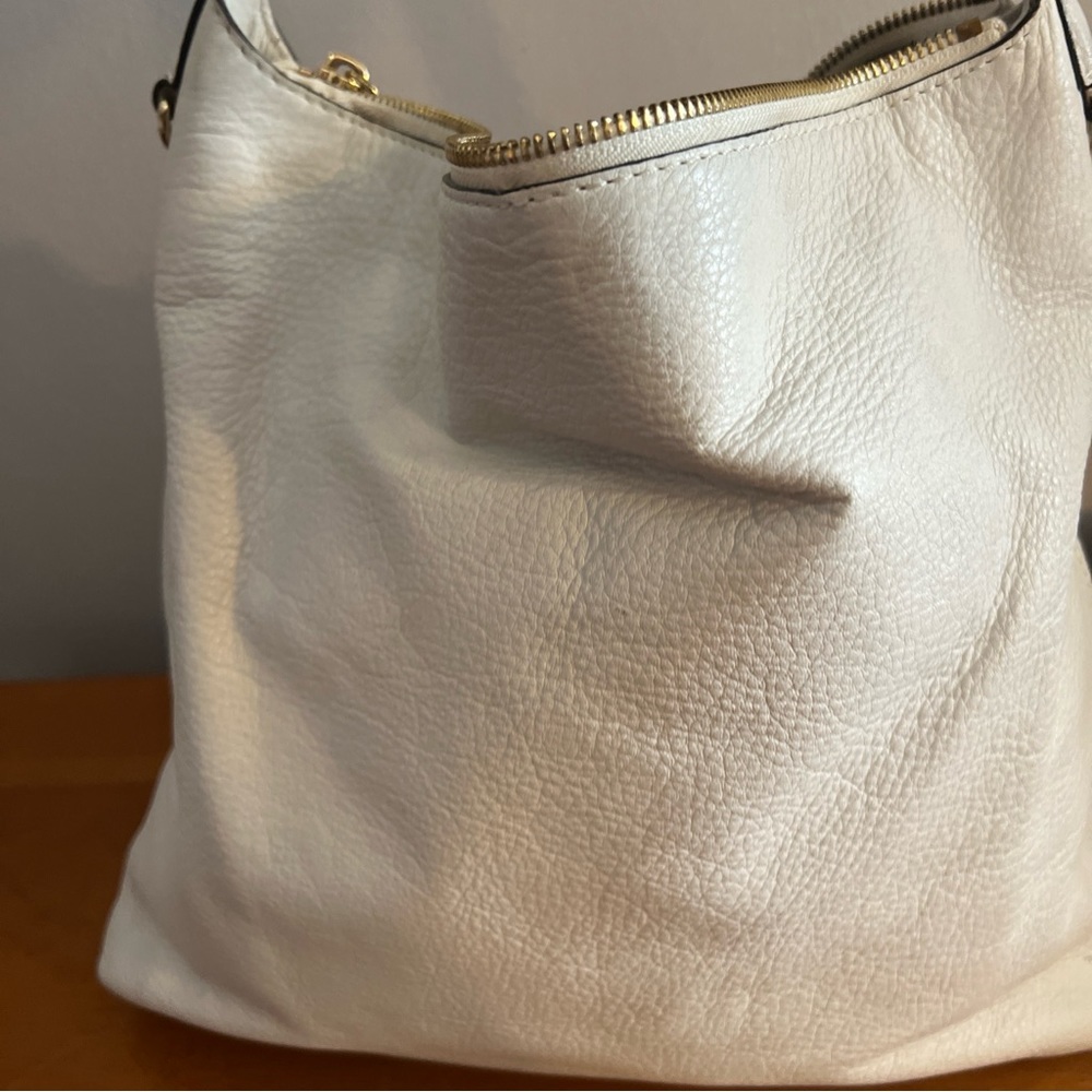 MICHAEL KORS WHITE LEATHER TASSELS ACCENTS - Picture 7 of 10